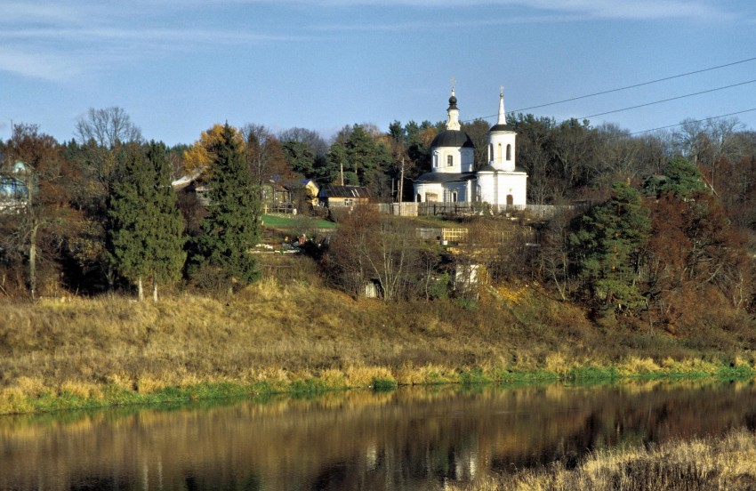 Казанская церковь со стороны Тучково - Любвино
