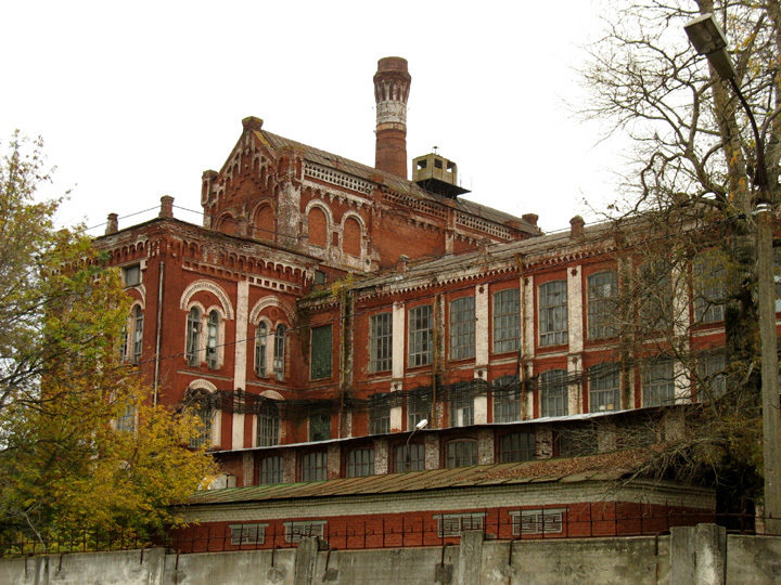 Здание ткацкой фабрики в Дедовске