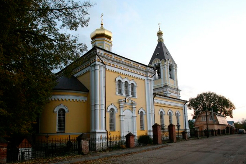Никольская церковь в Ромашково