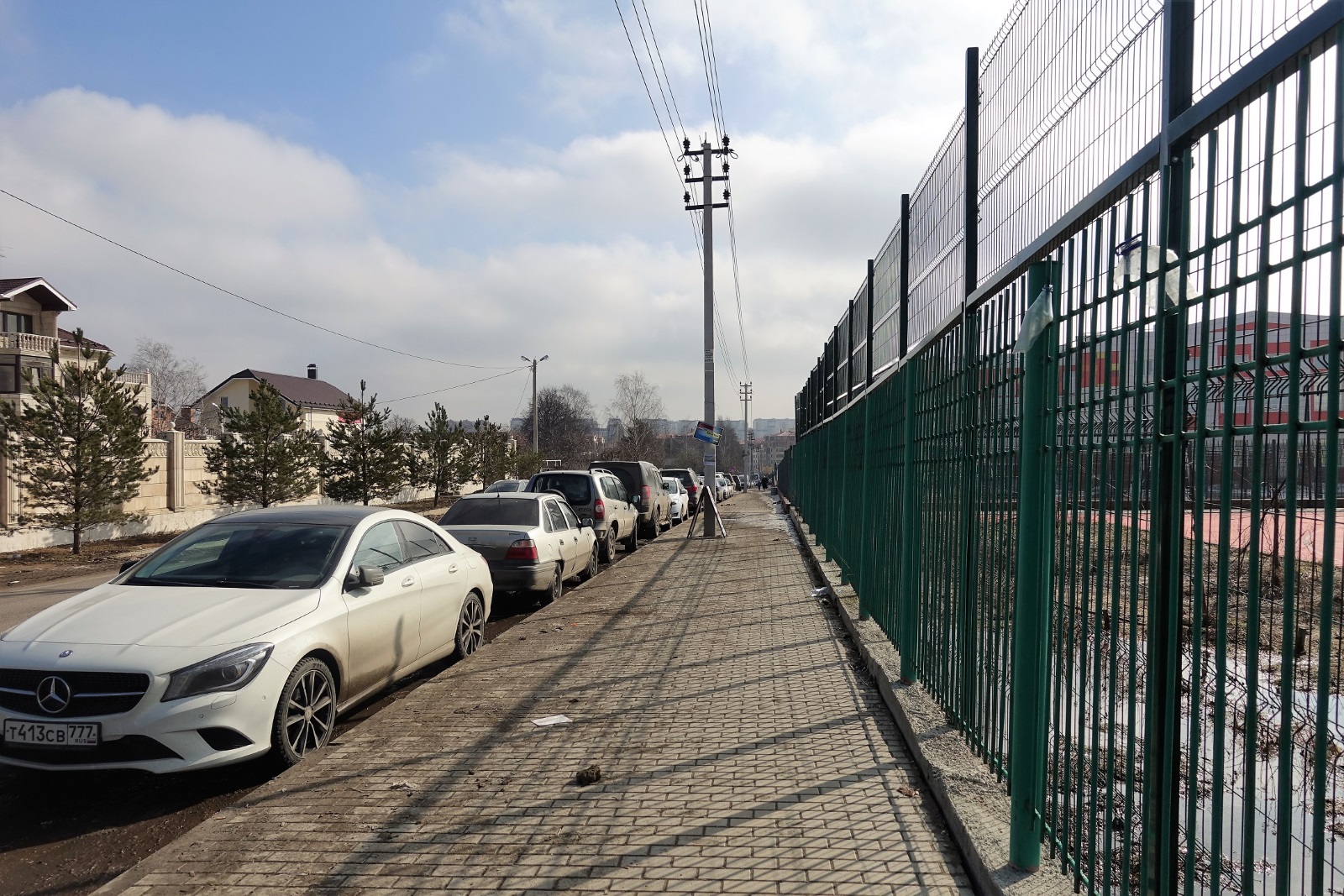 Улочка между селом Ромашково и ЖК Западное Кунцево