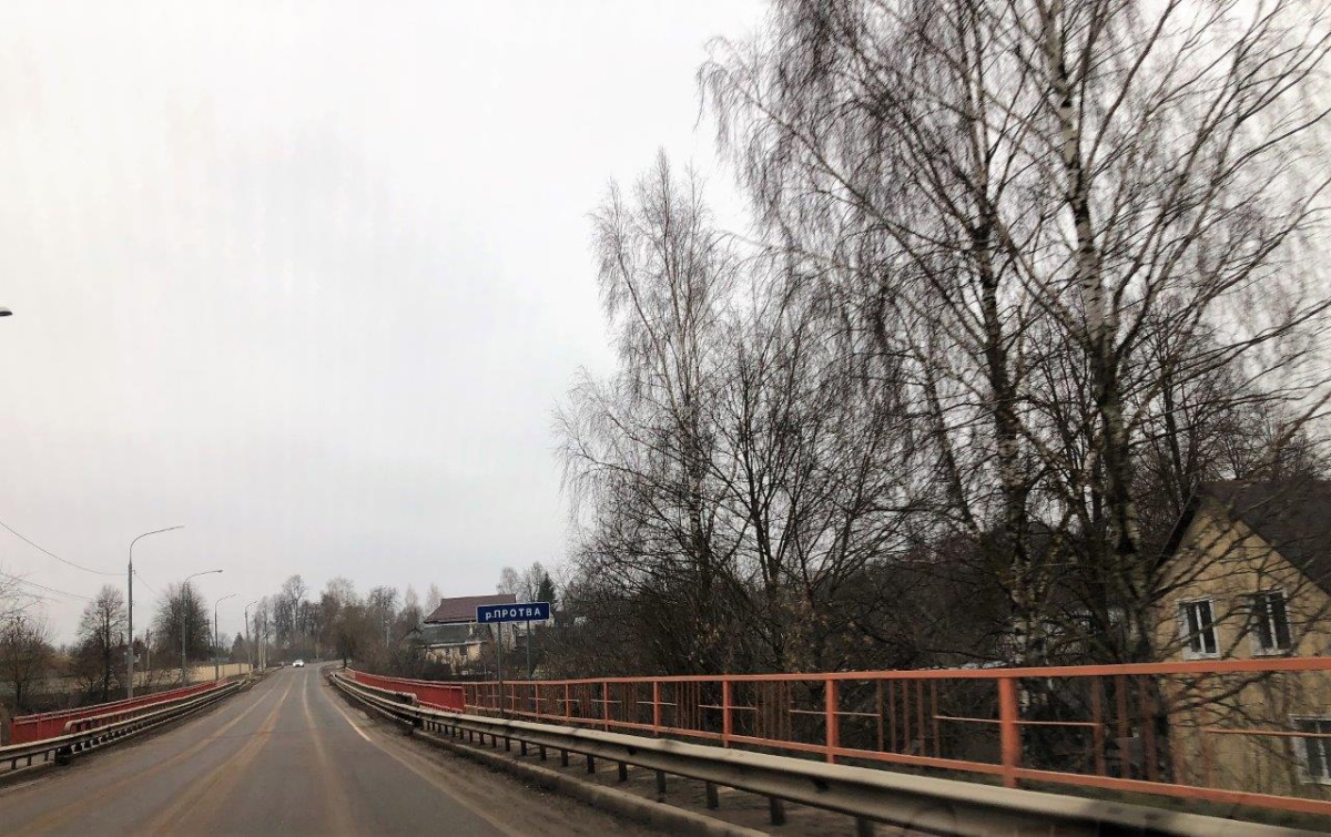 Мост через реку Протва на въезде в Верею