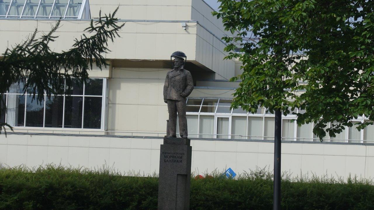 Памятник революционным морякам